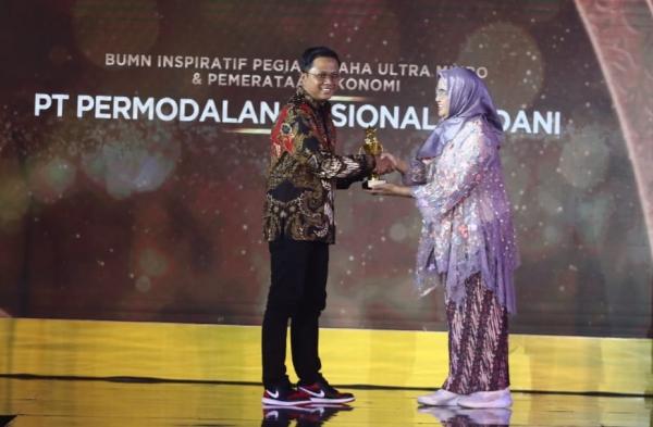 Peroleh Awards BUMN Inspiratif, PNM Terus Dorong Usaha Ultra Mikro
