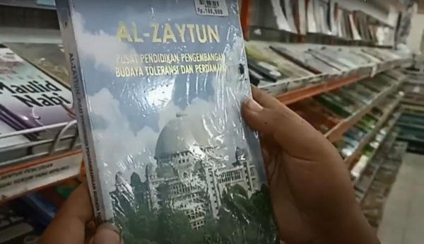 Buku Berisi Profil Pondok Pesantren Al Zaytun Dijual Secara Online dan Marketplace di Bojonegoro