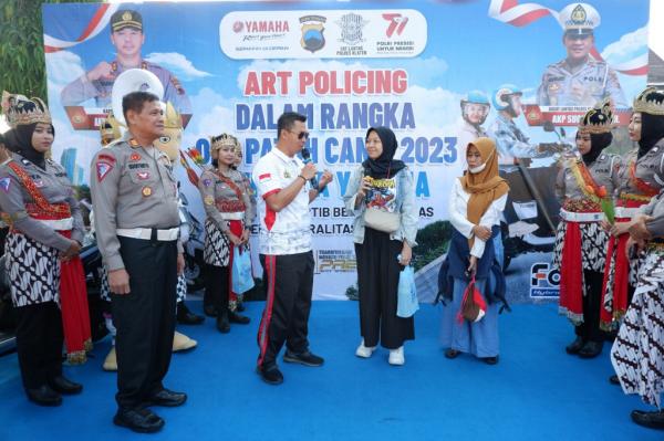 Ops Patuh Candi 2023, Polres Klaten menggelar Art Policing di area Car Free Day