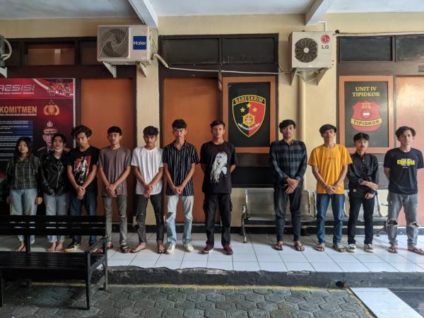 Penampakan 16 Anggota Geng Motor GBR dan XTC Usai Ditangkap Polisi 