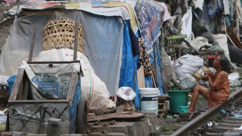BPS : Penduduk Miskin di Indonesia Capai 25,9 Juta Orang!