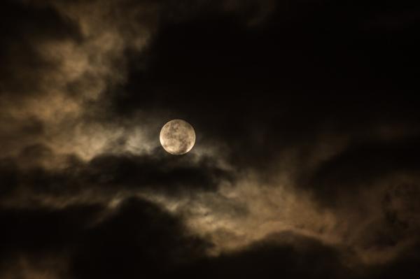 Kenapa Bulan Suro Dianggap Keramat? Ini Alasannya