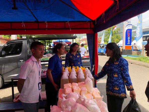 Sambut HUT Ke-61, Bank NTT Cabang Ruteng Gelar Bazar UMKM Berdiskon
