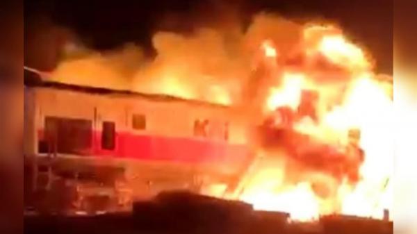 8 Fakta Kecelakaan KA Brantas Tabrak Truk Trailer di Semarang, Meledak hingga Terbakar