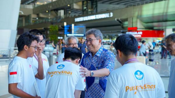 Lima Siswa Indonesia Raih Prestasi di Ajang Olimpiade Fisika Internasional 2023