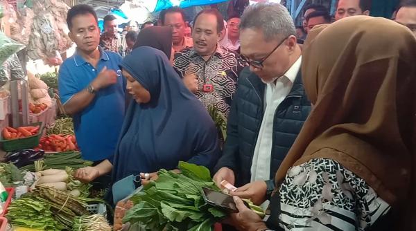 Mendag Zulhaz: Harga Bapok di Pangandaran Sedikit Lebih Tinggi dari Daerah Lain