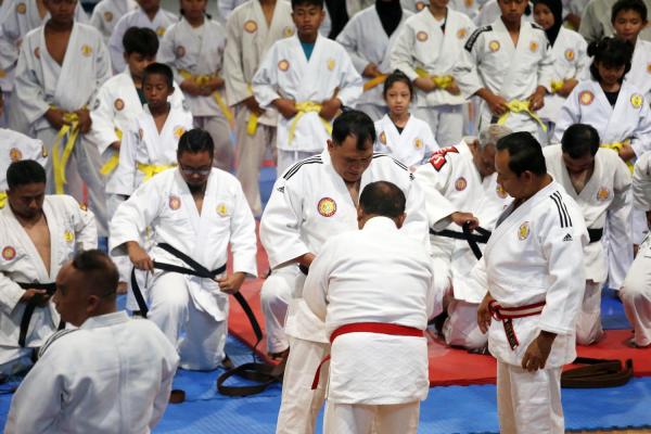Bambang Haryo Dapat Kehormatan Sabuk Hitam DAN III dari Institute Jujitsu Indonesia