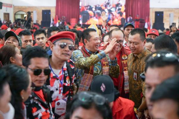 Ketua MPR RI Ingatkan Pemuda Batak Bersatu Jaga Kebatinan Bangsa Jelang Pemilu 2024