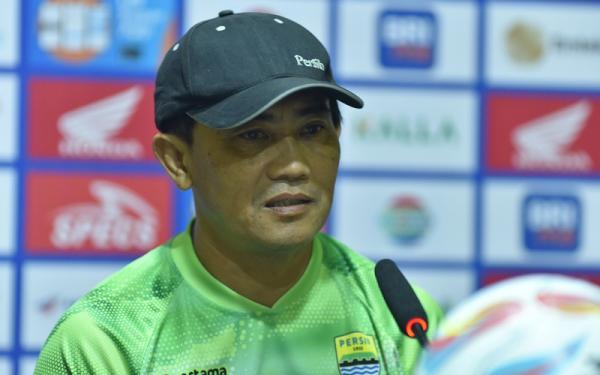 Ditukangi Pelatih Sementara, Persib Bidik Poin Penuh Kontra PSM Makassar