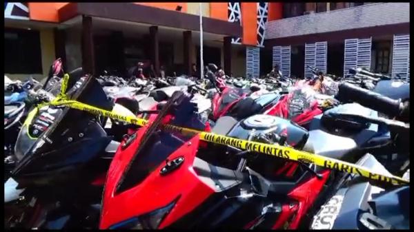 Polisi Tilang Ratusan Motor Berknalpot Brong di Probolinggo, Pemilik Didominasi Pelajar