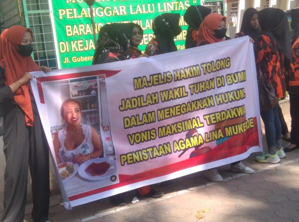 Srikandi Pemuda Pancasila Sumsel Minta Hakim Beri Vonis Maksimal untuk Lina Mukherjee 