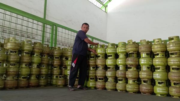 Satgas LPG Sebut Pangkalan Liar, Diduga Jadi Salah Satu Faktor Kelangkaan Gas Melon di Probolinggo