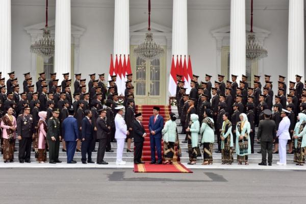 Presiden Jokowi Minta Perwira Muda TNI-Polri Siap Hadapi Ancaman Teknologi