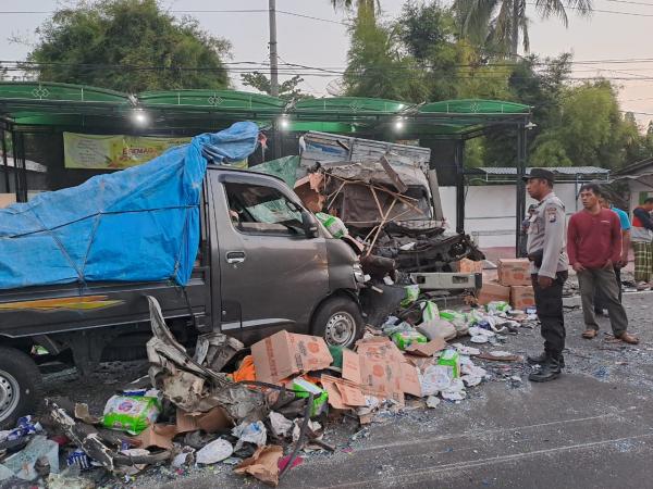 Kecelakaan Beruntun Bus vs Truk dan Pick Up, Dua Sopir Tewas