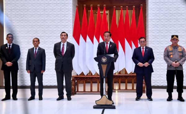 Jokowi Beri Respons usai Kabasarnas Henri Alfiandi Jadi Tersangka KPK Dugaan Kasus Suap