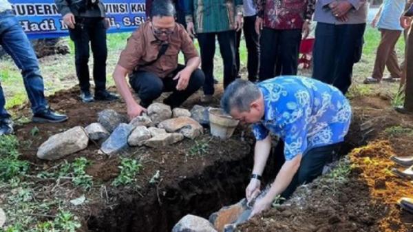 Resmikan Pembangunan Dua Gereja, Wakil Gubernur Hadi Mulyadi Tekankan Harmonisasi Umat Beragama