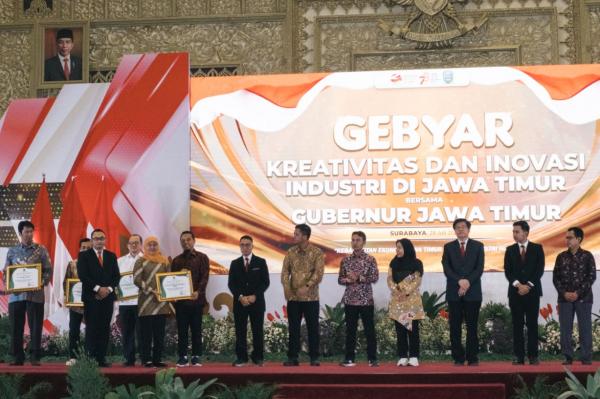 Akselerasi Pembangunan di Jawa Timur SBI Raih Penghargaan  Industri Hijau