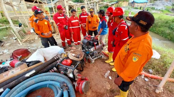 Pencarian 8 Penambang Emas di Banyumas, Pertamina Cilacap Bantu Pompa Kapasitas Besar