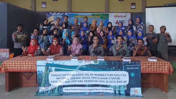 Tim PPM Dosen FIK Unsil Tasikmalaya Latih Kader Kesehatan Kecamatan Banjar Dalam Pencegahan Stunting