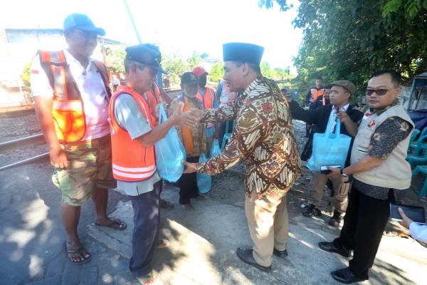 Bambang Haryo Sebut Pemerintah Sudah Waktunya Cari Solusi Atasi Kemacetan di Jalur Rel Kereta Api