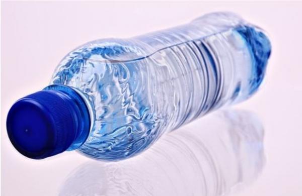 Air Mineral : ini Manfaatnya bagi Anak