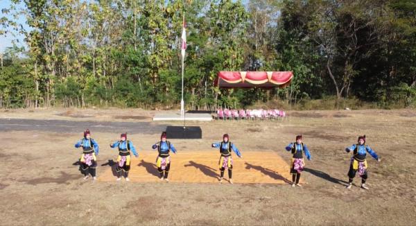 Opening Ceremony PHBN HUT RI ke-78 Kecamatan Pakuniran Dimeriahkan Tarian Tradisional