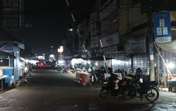 Pengendara Motor Masuk Pasar Rangkasbitung Mengeluh: Piraku Liwat Bae Kudu Bayar, Kabina-bina Dak