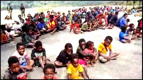Bencana Kelaparan Warga Papua Jalan Kaki 2 Hari Demi Ambil Bantuan