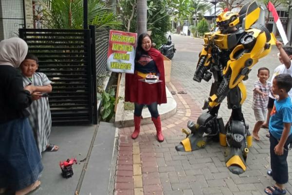 Lahir Agustus di Sukoharjo, Anak Yatim Piatu Dapat Kejutan dari Robot Transformers