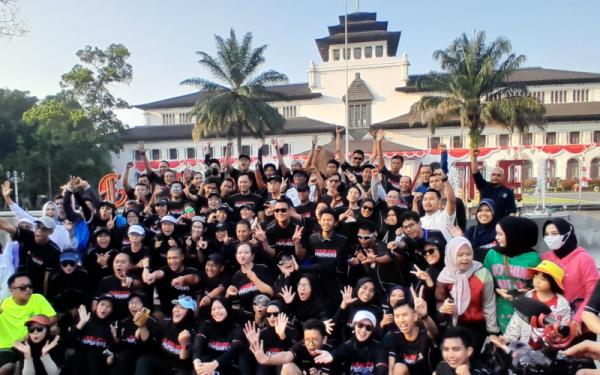 Lari Pagi di Bandung, AHY Gelorakan Gaya Hidup Sehat Pada Anak Muda
