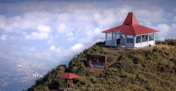Menikmati Keindahan Camping di Gunung Andong, Cocok untuk Pendaki Pemula