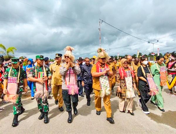 Kunjungi Kabupaten Maybrat, Pj Gubernur Papua Barat Daya bawa 4 Jenderal TNI-Polri