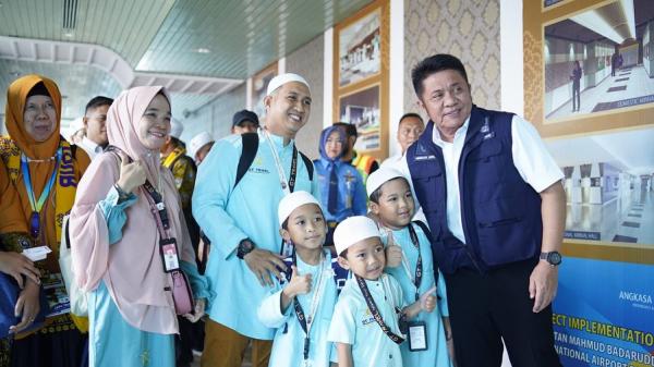 Lepas Direct Flight Jemaah Umroh Lion Air Palembang – Madinah, Gubernur Herman Deru: Tak Sia-sia!