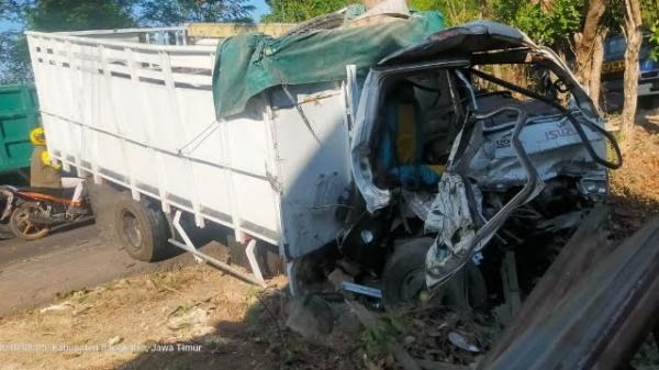 Kecelakaan Hari Ini di Bangkalan: Truk dengan Truk Laga Kambing, 1 Tewas Warga Pamekasan