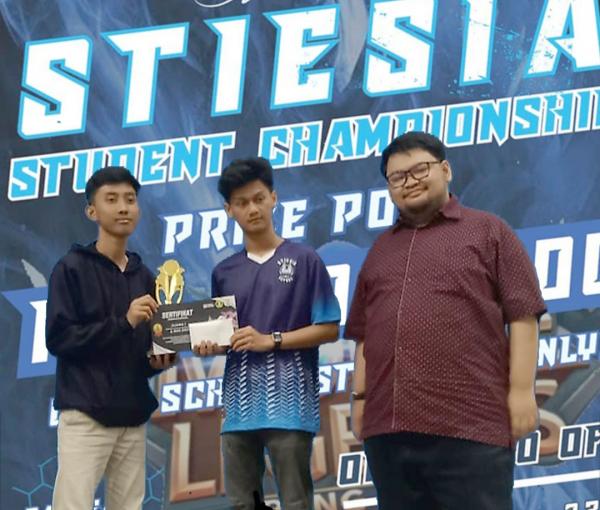 Seru! Kompetisi E-Sport STIESIA Heboh, Tim SMKN 2 Surabaya Jadi Juara