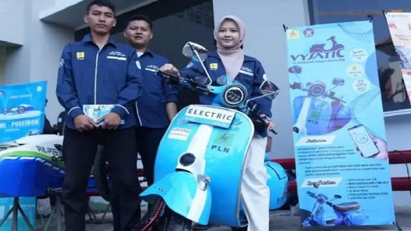 Keren! Mahasiswa Polines Ciptakan Vysatic: Vespa Listrik yang Hemat dan Anti Maling