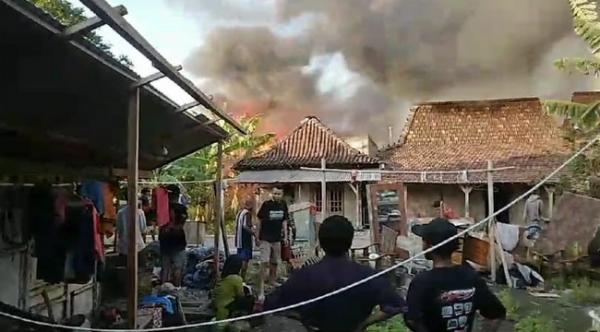 8 Rumah di Grobogan Hangus terbakar, Begini Kronologisnya