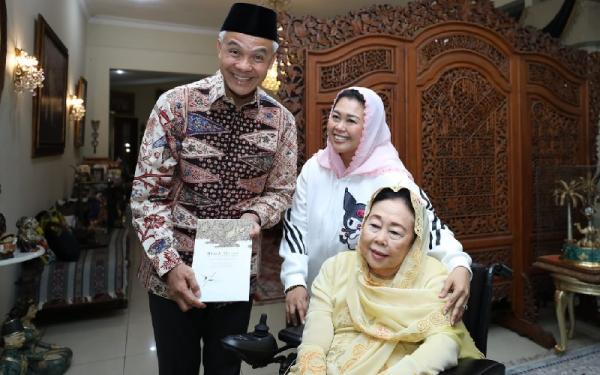 Mengejutkan, Ganjar Pranowo Dapat Pesan Penting dari Istri Gus Dur: Bila Jadi Presiden…