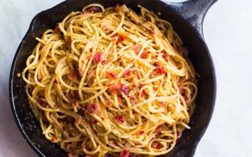Yuk Bikin Spaghetti Aglio Olio Dirumah, Enak dan Praktis Loh !!