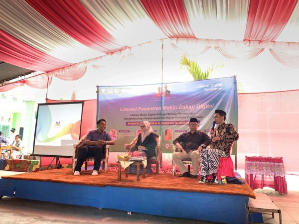 Pentingnya Etika Jadi Acuan Sosialisasi Literasi Digital di Ponpes Gorontalo