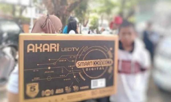 Juara Jalan Sehat Menangis Histeris, Hadiah Umrah Diganti TV