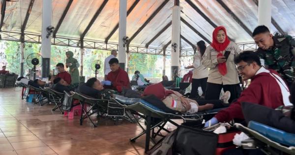 Memeriahkan HUT ke-78 RI, Grup 1 Kopassus Sumbangkan 250 Kantong Darah UTD PMI Serang