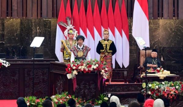 Disebut Pak Lurah, Jokowi Tak Terima : Saya Presiden Republik Indonesia