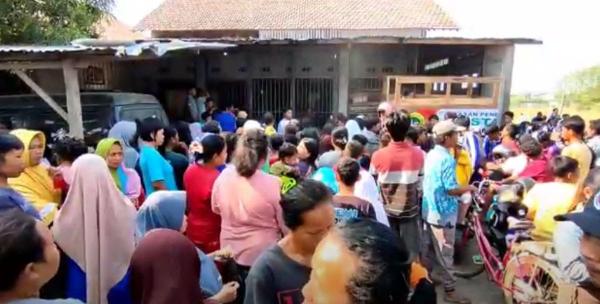 Viral Acara Sawer Rp20Juta di Plered Cirebon, Ribuan Warga yang Membludak Berakhir Kecewa