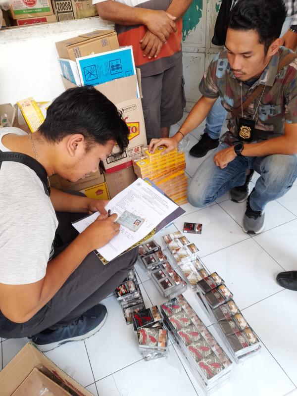 Operasi Gabungan Satpol PP Jombang Berantas Peredaran Rokok Ilegal di Dua Kecamatan