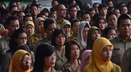Jokowi Umumkan Gaji PNS Naik 8% di 2024, Ini Permintaannya!