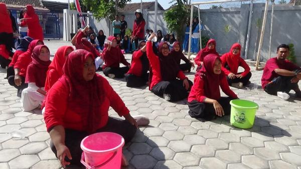 Lomba Meriah Serta Seru Membangun Kebersamaan Guru dan Siswa