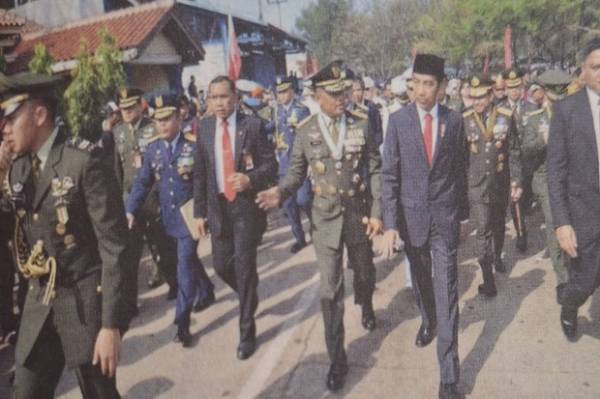 Kisah Marahnya Presiden Jokowi usai  Berjalan Kaki 3 Km Hadiri HUT TNI