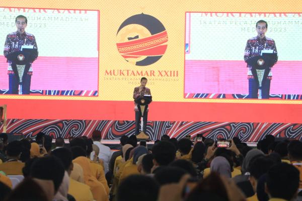 Tunda Kunjungan ke Afrika, Jokowi Buka Muktamar IPM di Medan