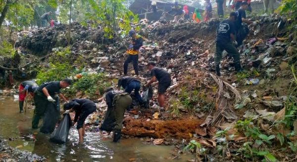 Aksi Bersih-Bersih Serentak World Cleanup Day Indonesia di 38 Provinsi, Terkumpul 65 Ton Sampah